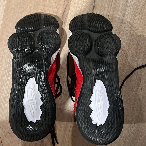 Nike Lebron 17 Uptempo - Picture 4 of 12